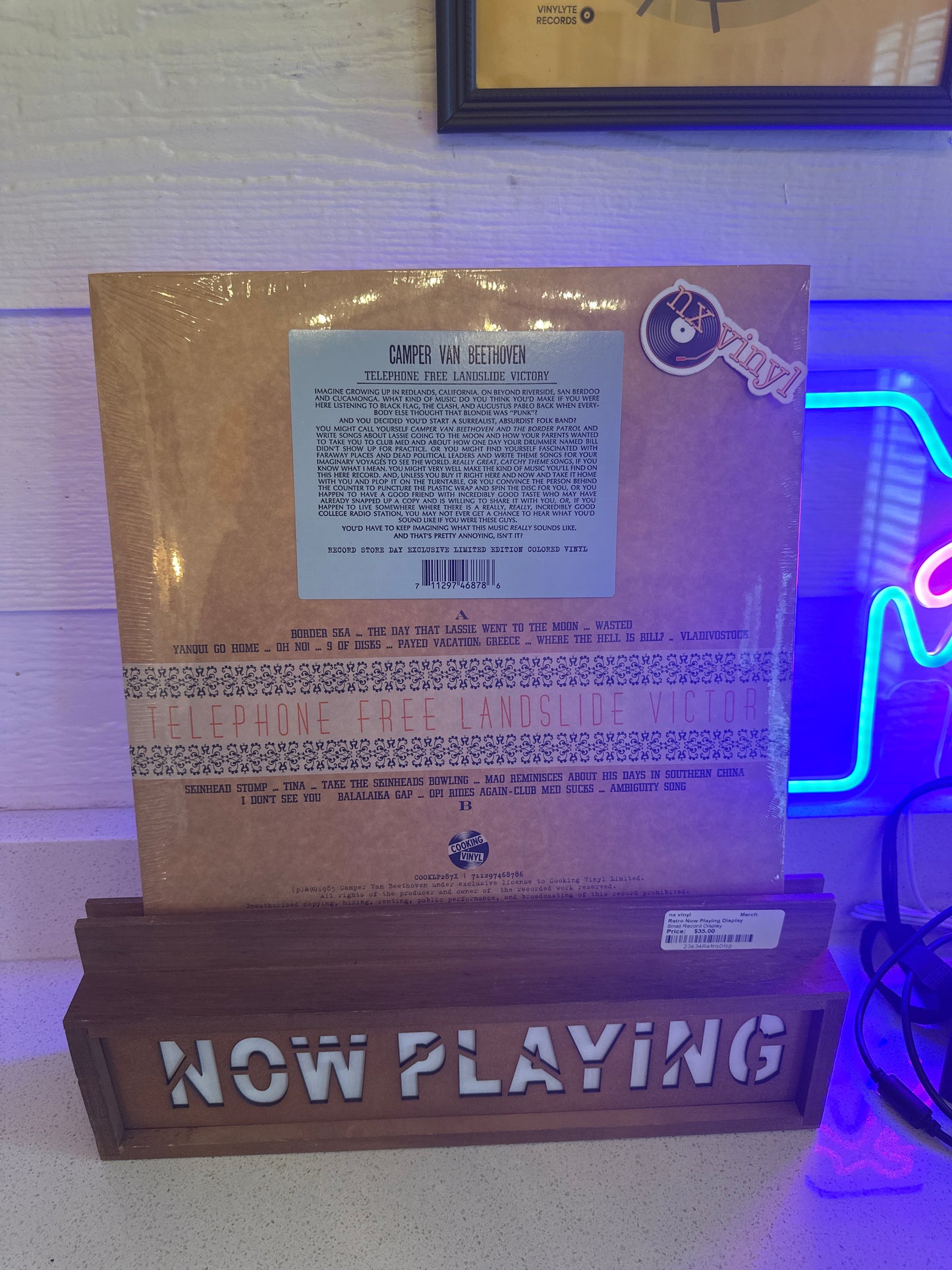 Camper Van Beethoven- Teléfono gratuito Victoria de deslizamiento de tierra (Roca)