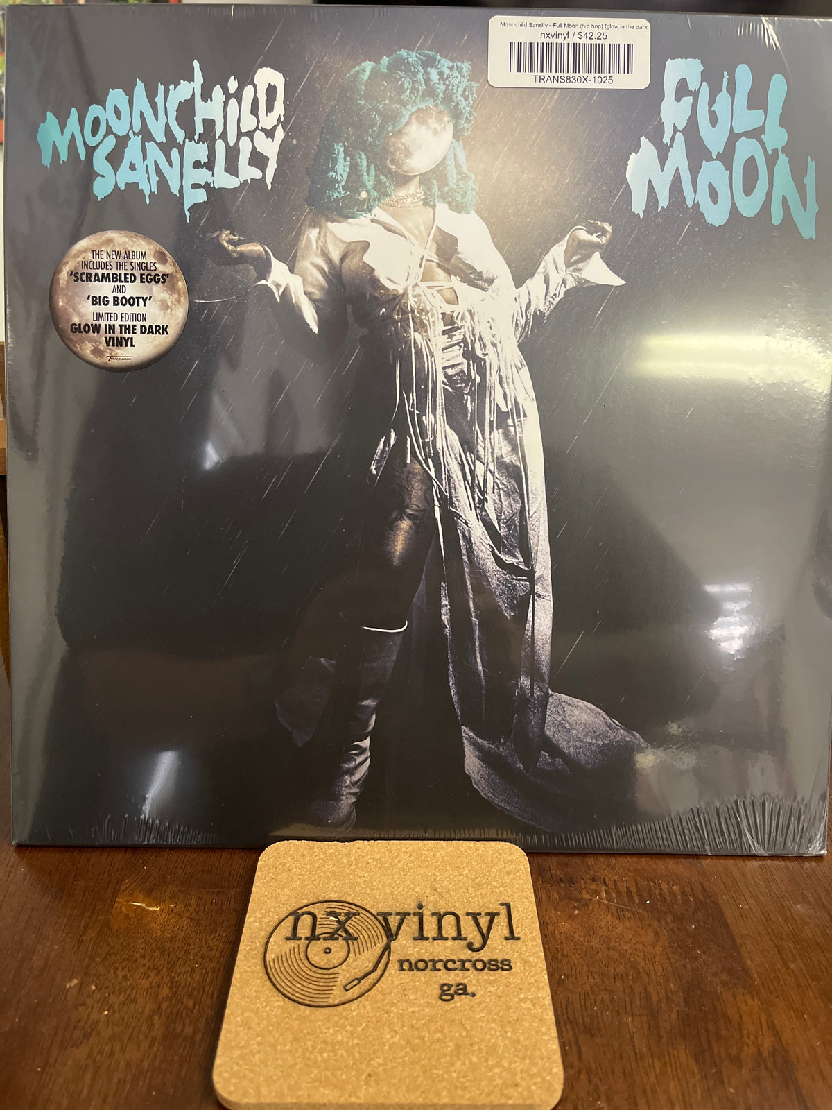 Moonchild Sanelly - Full Moon (hip hop) (brilla en la oscuridad)