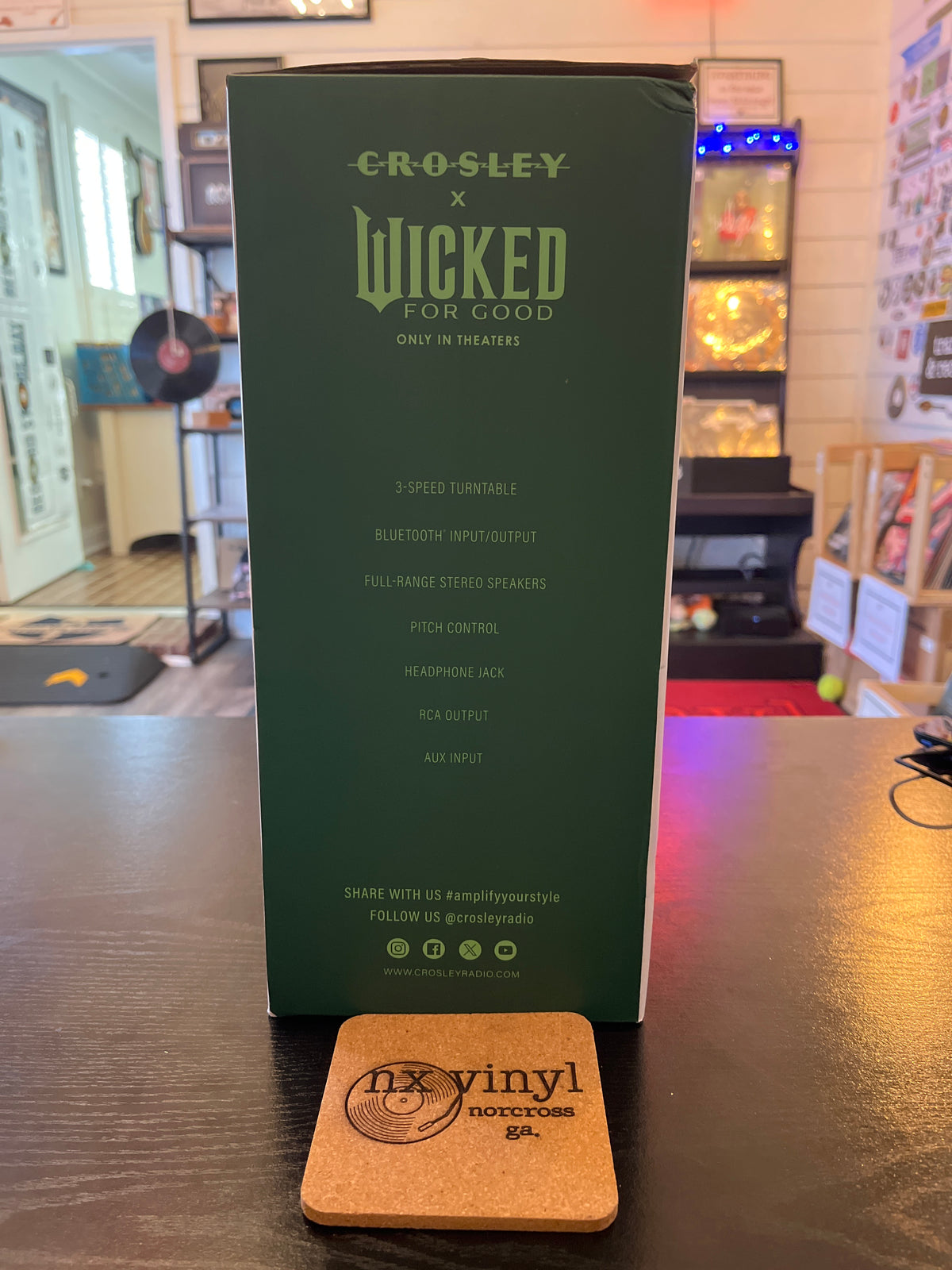 Wicked RSD Turntable CR8005F-PW Cruiser Plus - ELPHABA GREEN