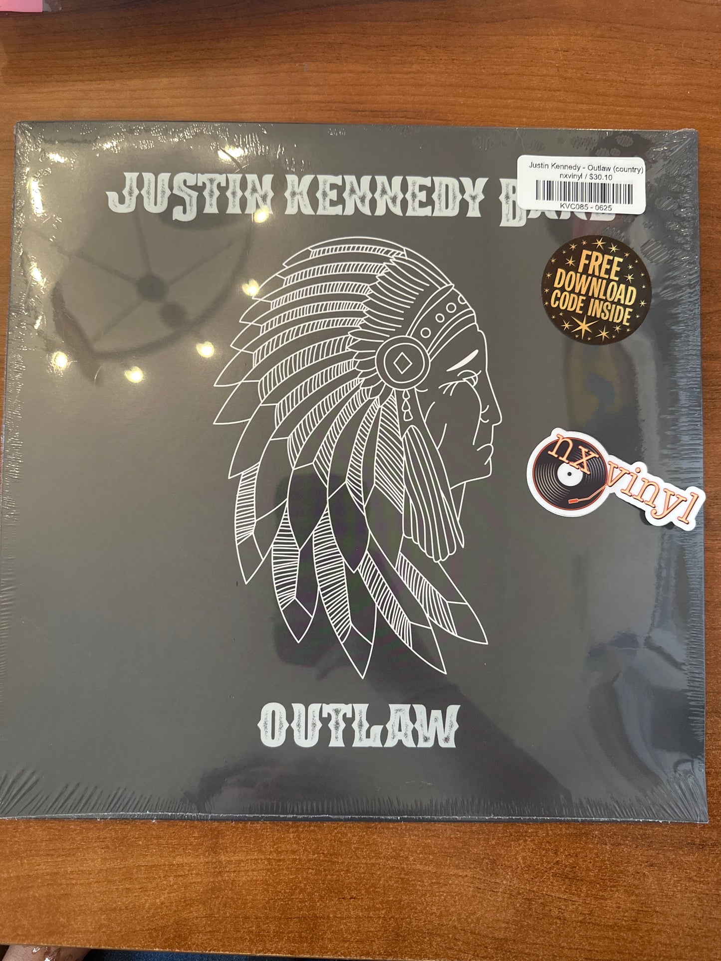 Justin Kennedy - Outlaw (country)