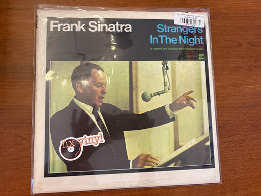 Frank Sinatra- Strangers in the Night (Jazz)